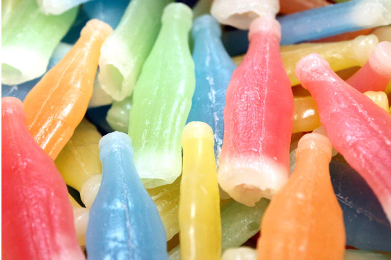 how-to-eat-wax-bottle-candy