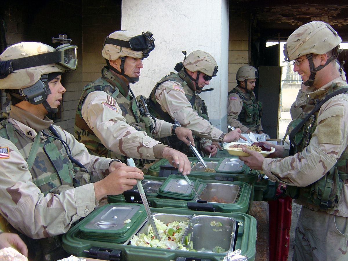 how-to-eat-well-in-the-army