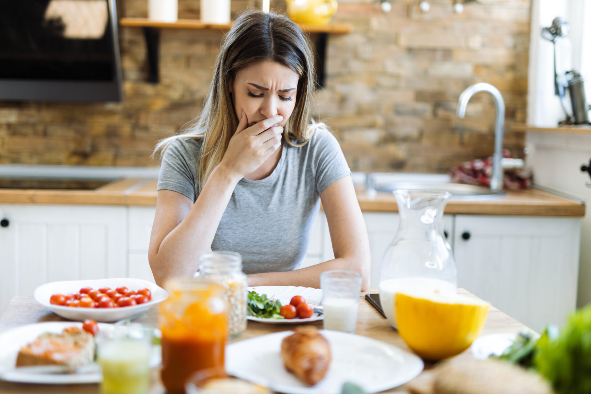 how-to-eat-without-vomiting