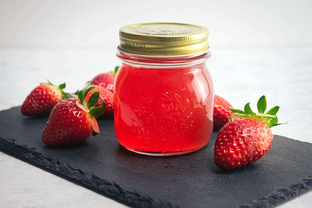 how-to-ferment-alcohol-from-strawberries