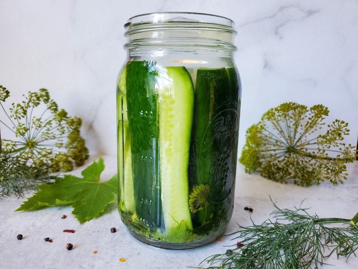 how-to-ferment-baby-cucumbers