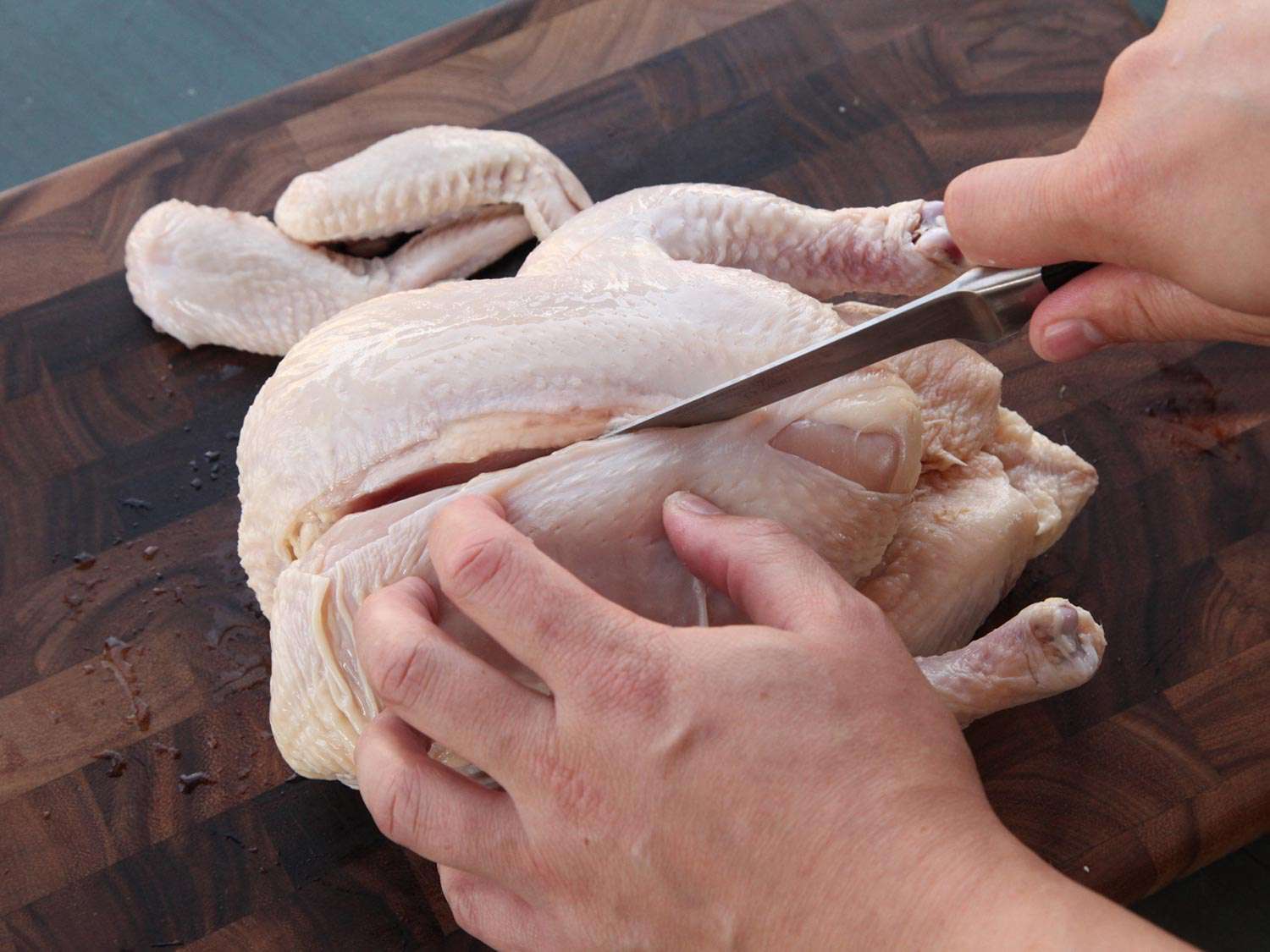 how-to-fillet-a-chicken-breast-from-the-bone