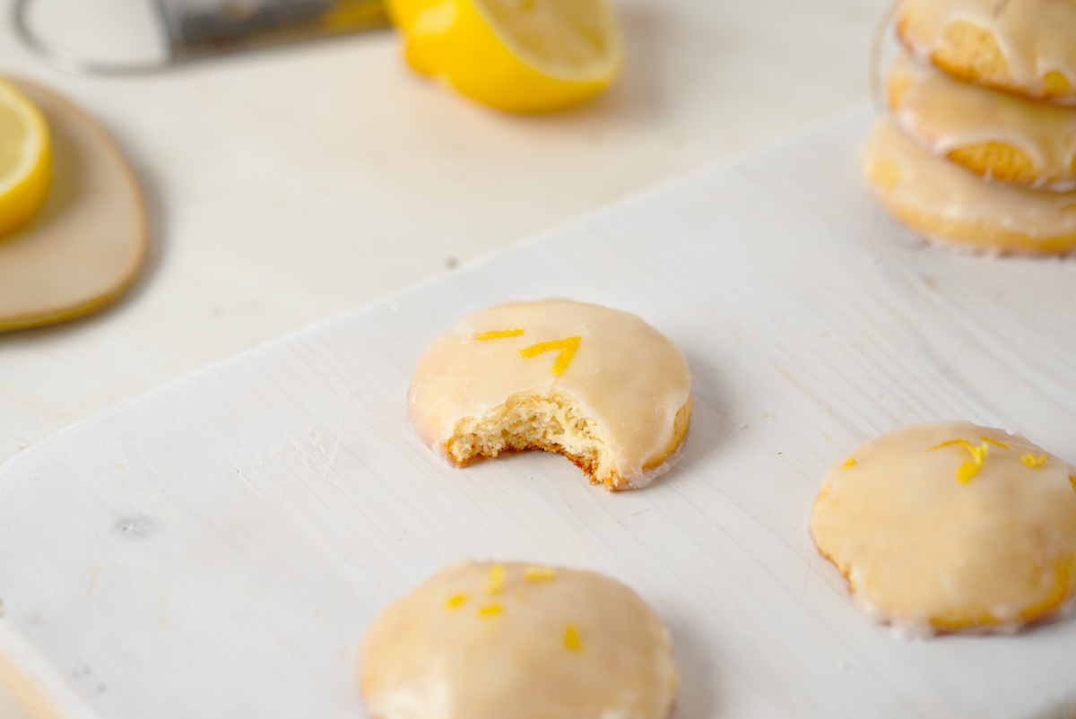 how-to-glaze-cookies-with-honey