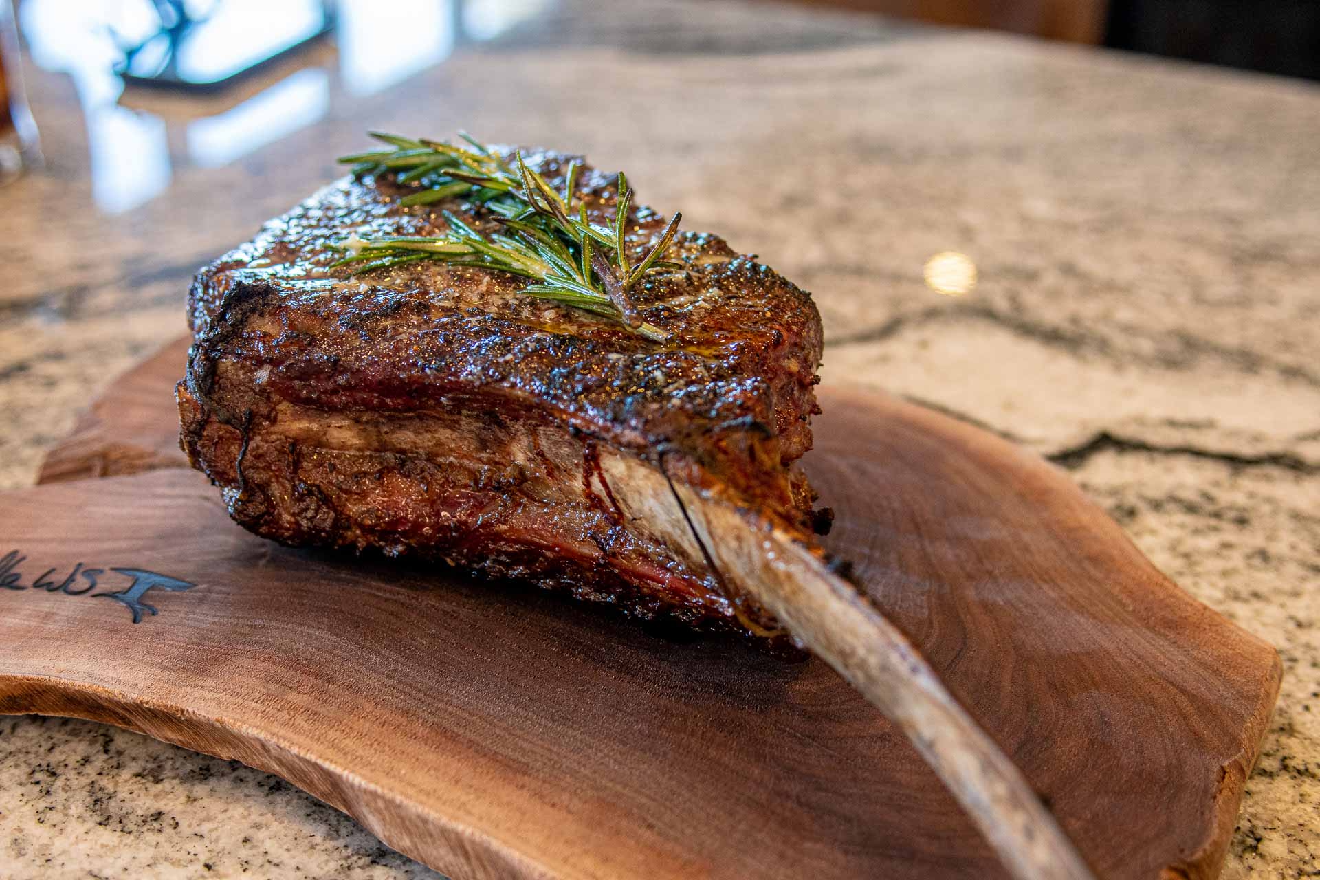 how-to-grill-3-inch-tomahawk-steak