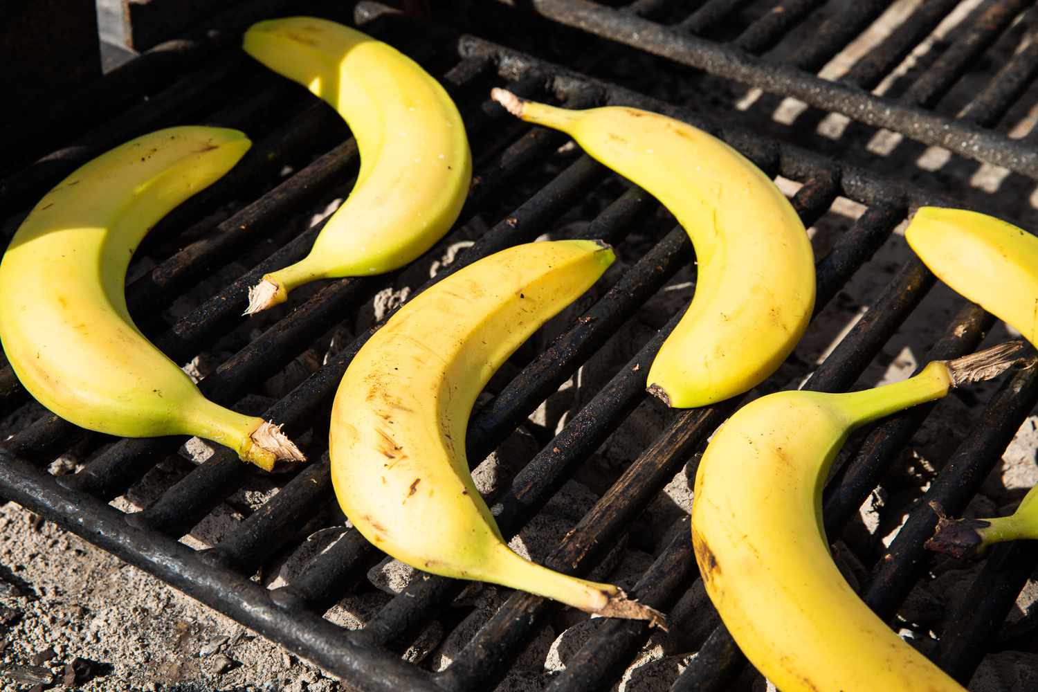 how-to-grill-a-banana