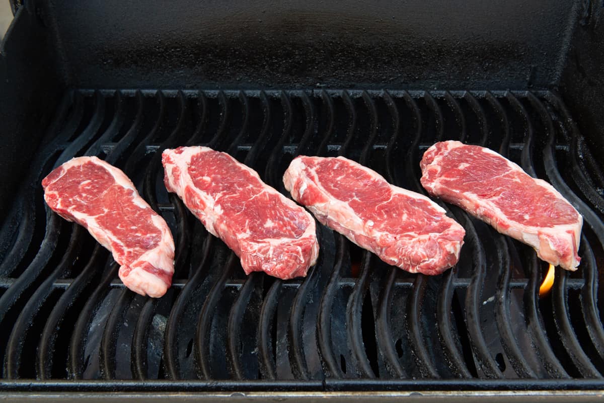 how-to-grill-a-good-new-york-strip-steak
