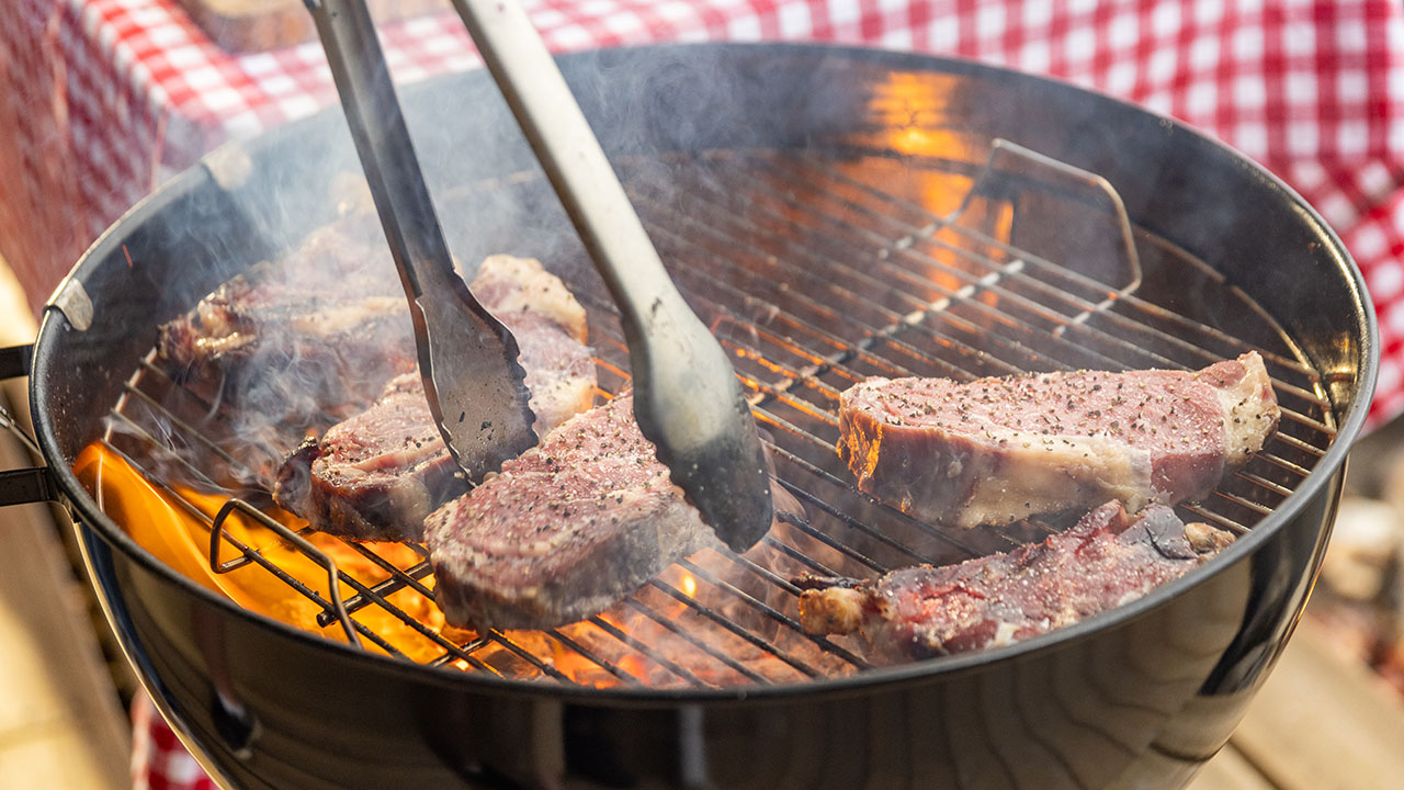 how-to-grill-a-steak-from-frozen