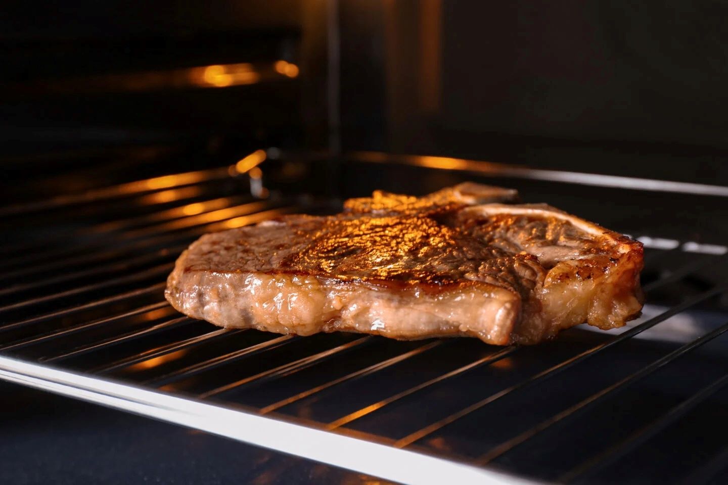 how-to-grill-a-steak-in-an-oven