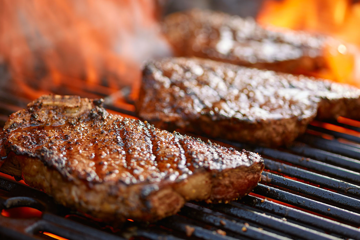 how-to-grill-a-steak-on-bbq