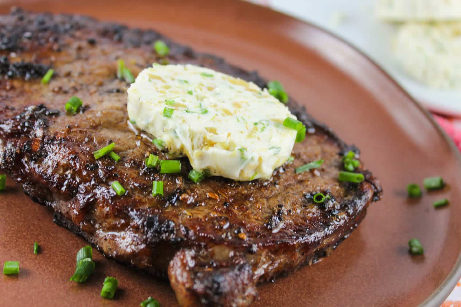 how-to-grill-a-steak-with-butter