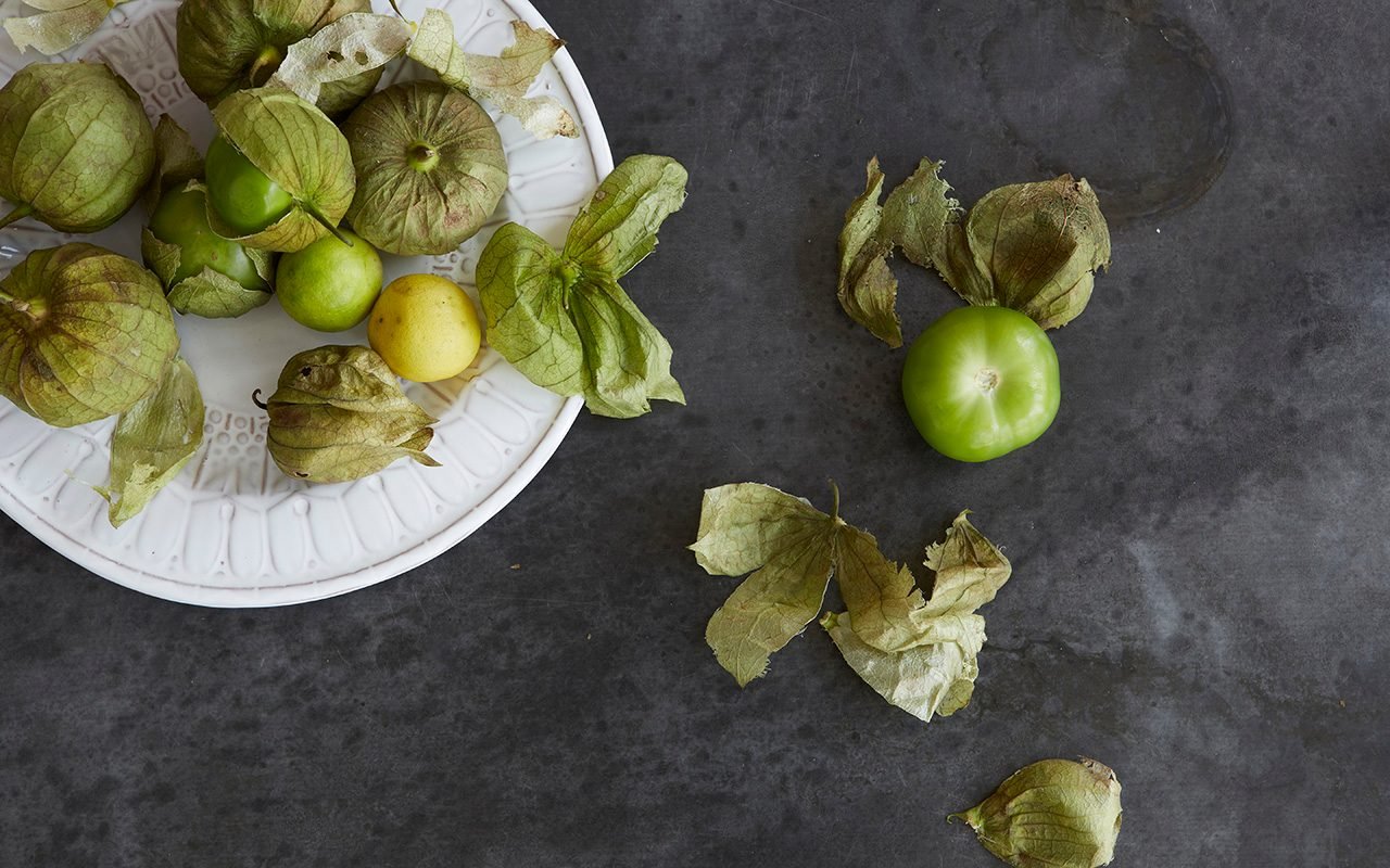 how-to-grill-a-tomatillo-without-a-grill