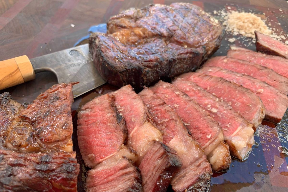 how-to-grill-aged-steak-medium-rare