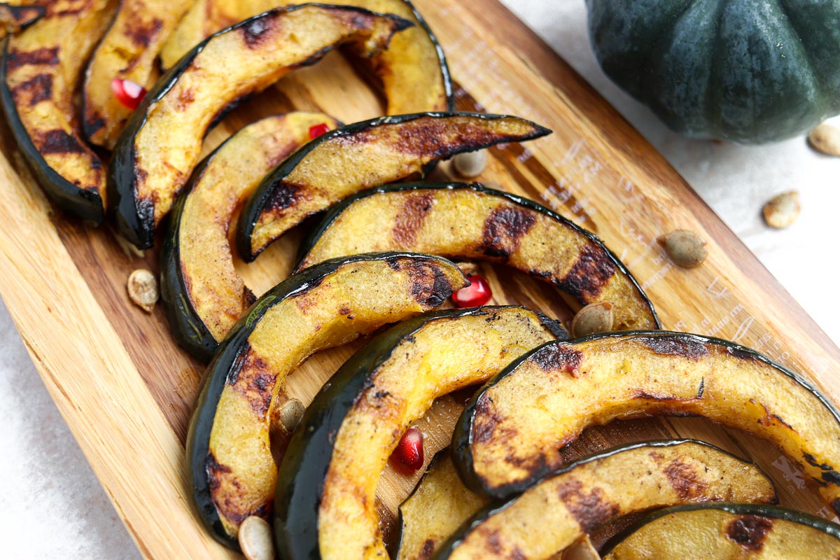how-to-grill-an-acorn-squash