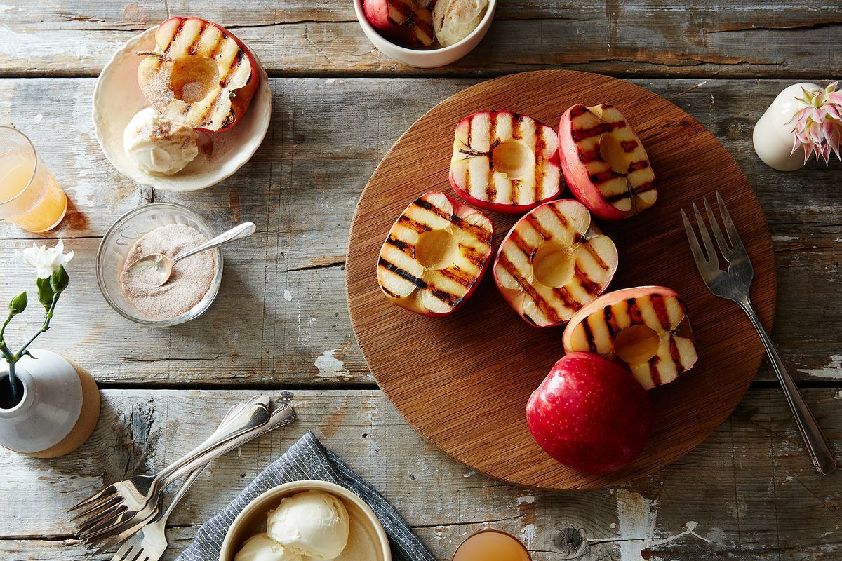 how-to-grill-apple-slices