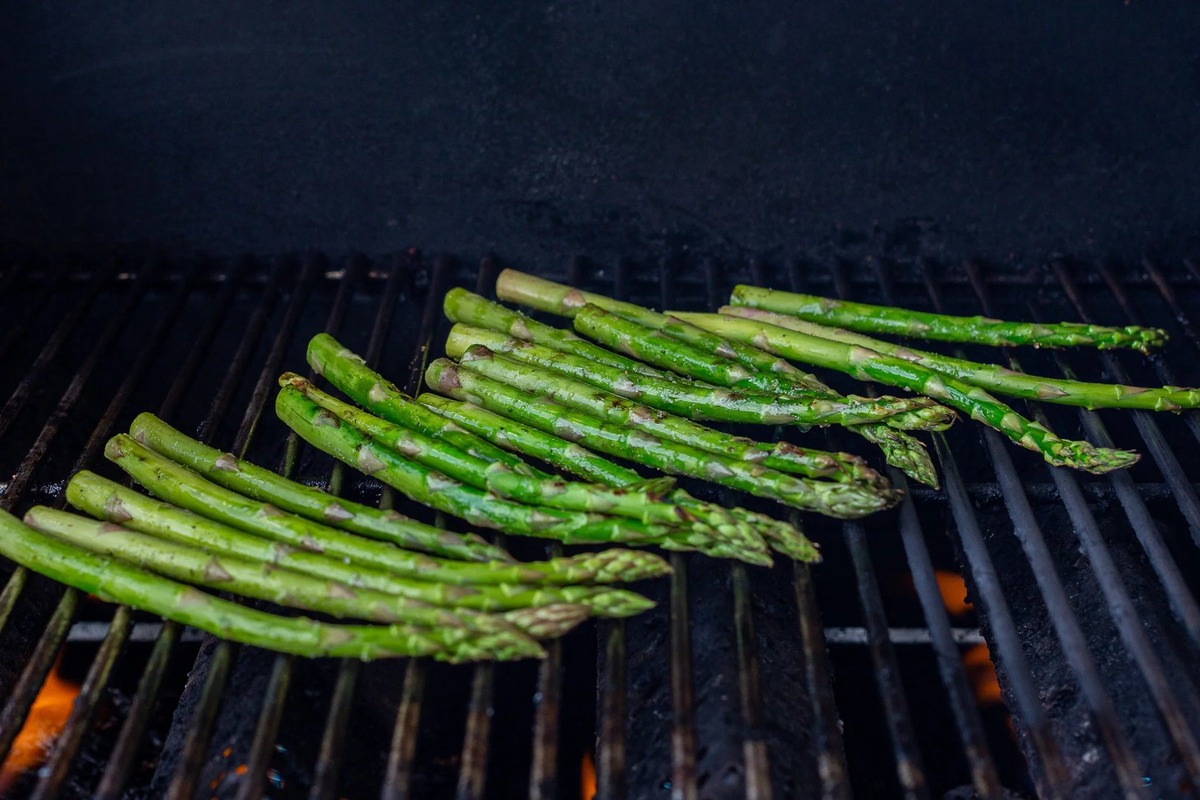 how-to-grill-asparagus-in-grill