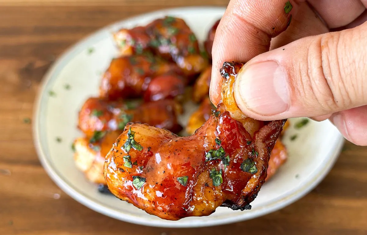 how-to-grill-bacon-wrapped-shrimp