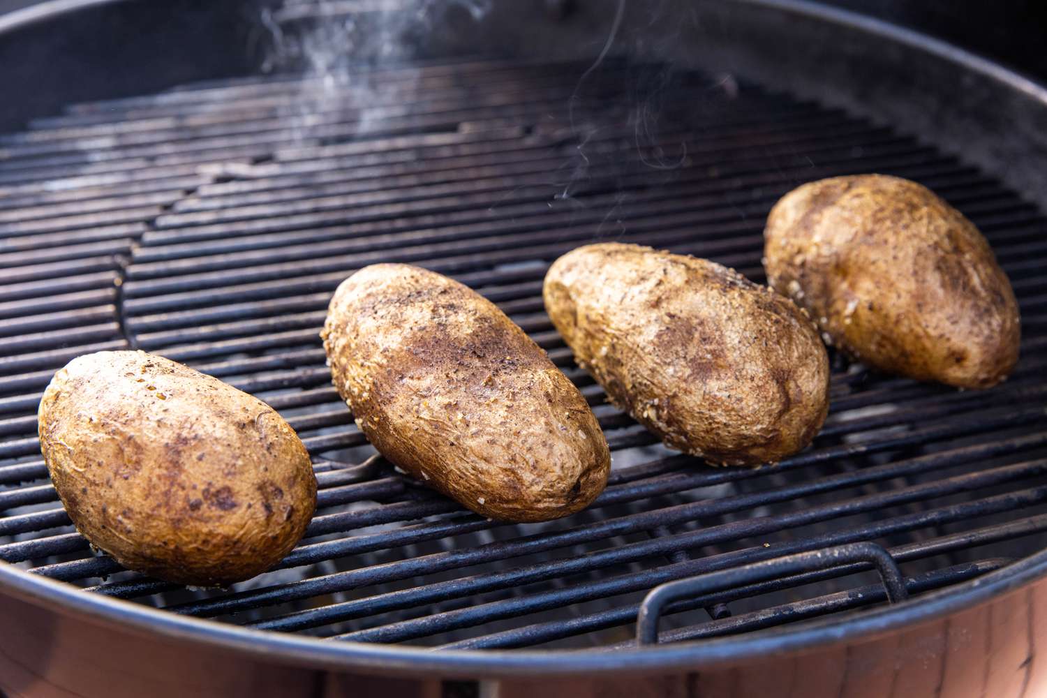 How To Grill Baked Potatoes On Grill - Recipes.net