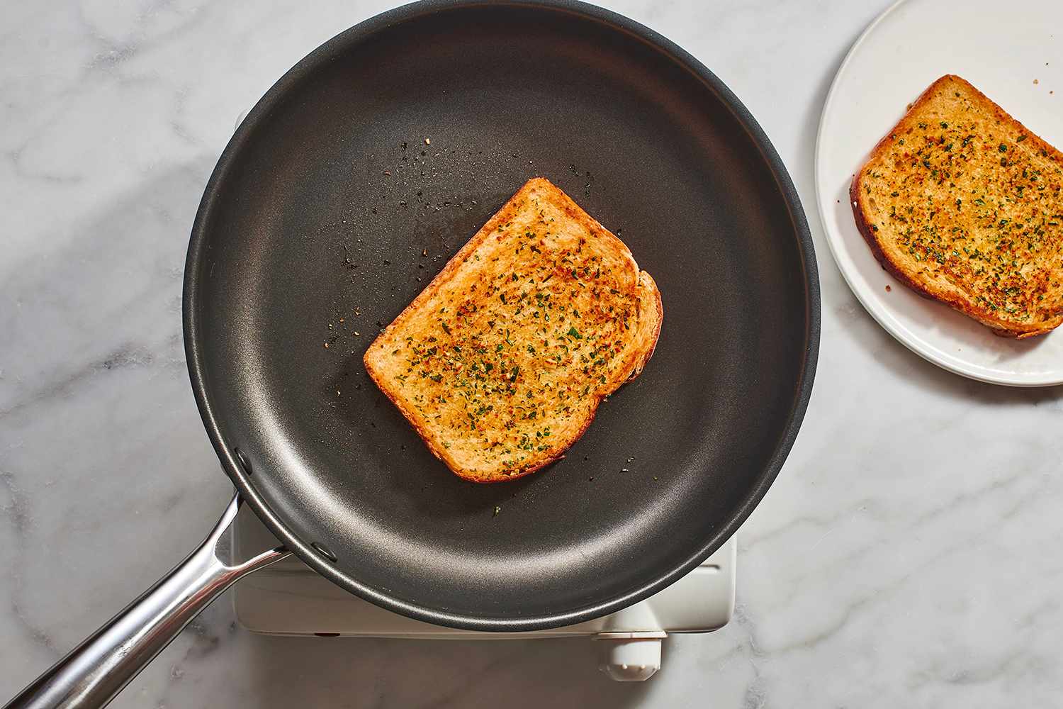how-to-grill-bread-on-pan