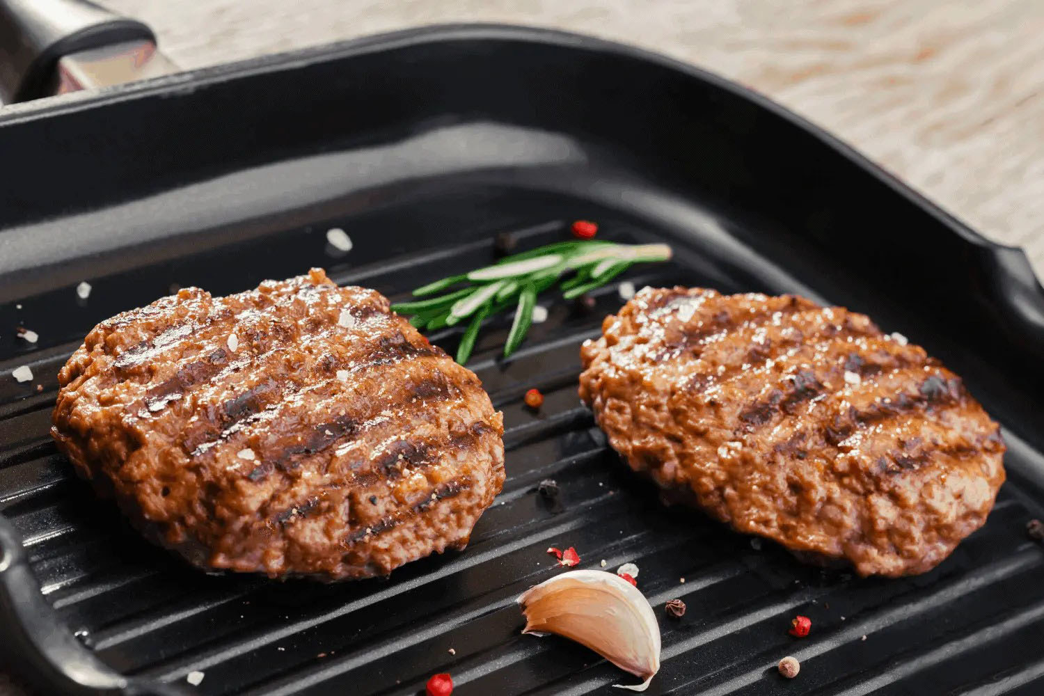 how-to-grill-burger-on-stove