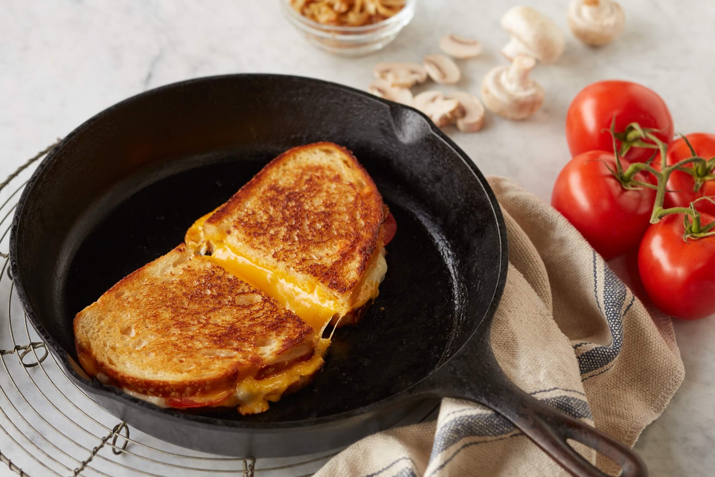how-to-grill-cheese-on-stove