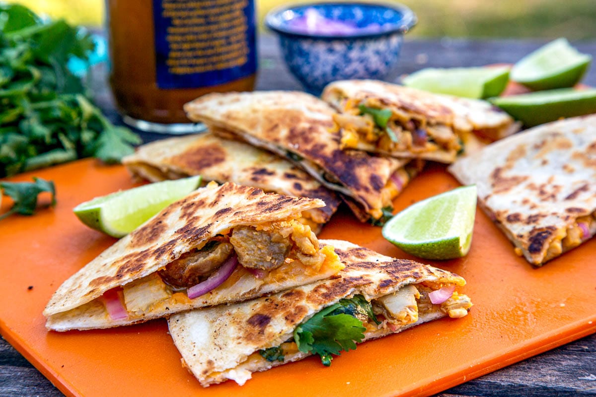 how-to-grill-chicken-quesadillas