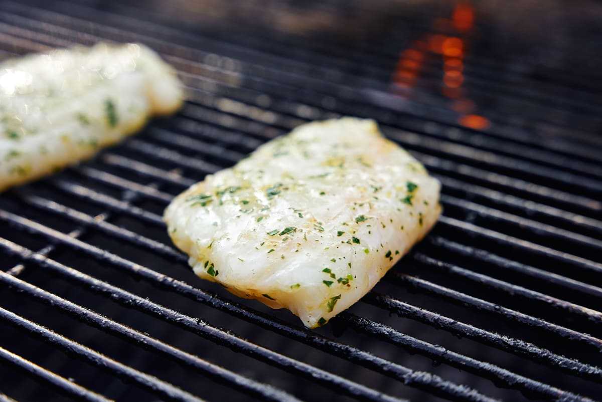 how-to-grill-cod-on-a-weber-gas-grill