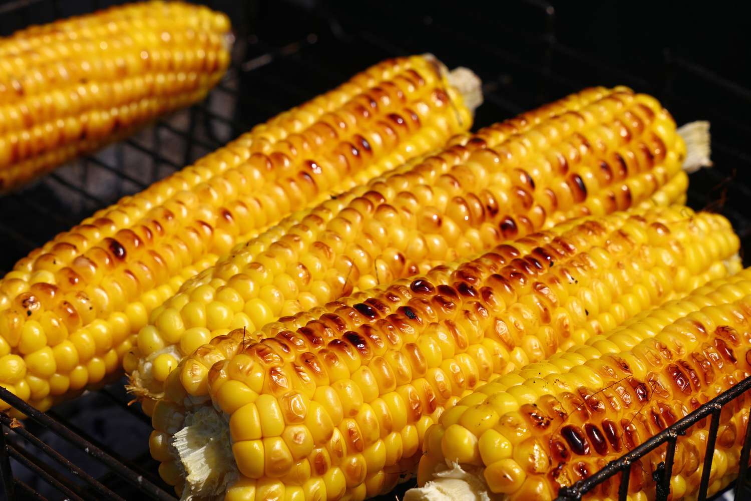 How To Grill Corn On The Cob Without Husk
