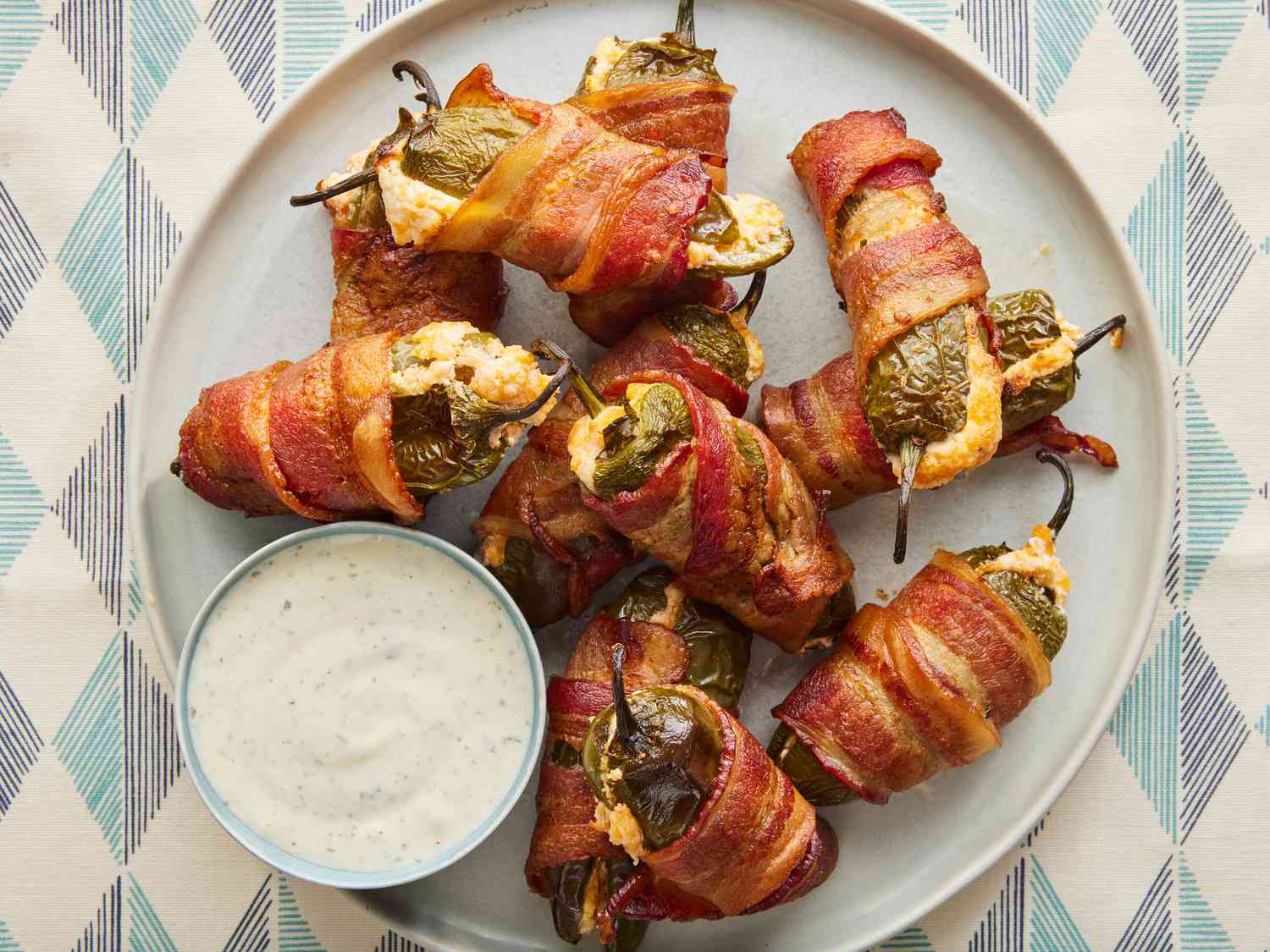 how-to-grill-cream-cheese-stuffed-bacon-wrapped-jalapenos