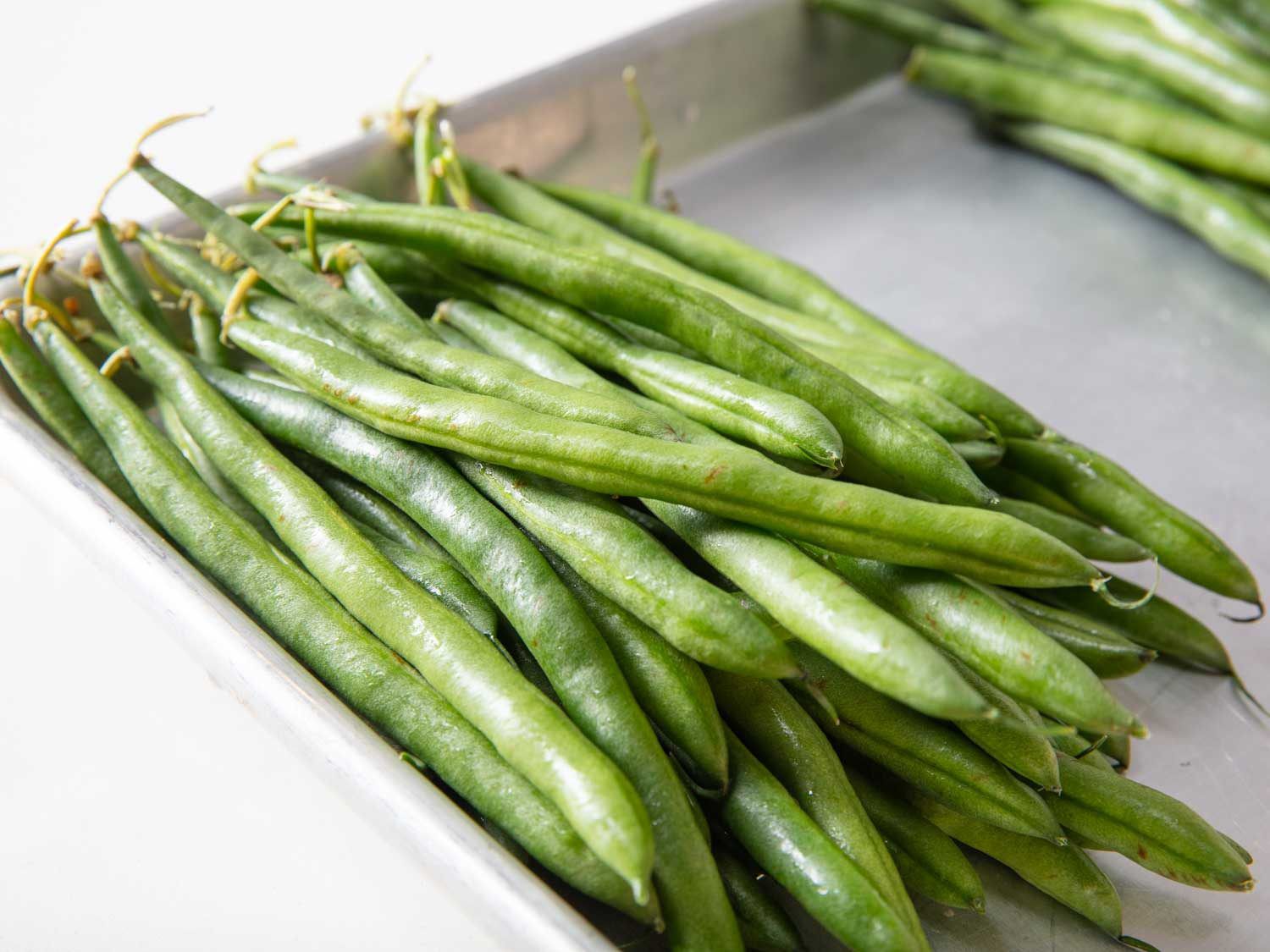 how-to-grill-green-beans-on-a-charcoal-grill