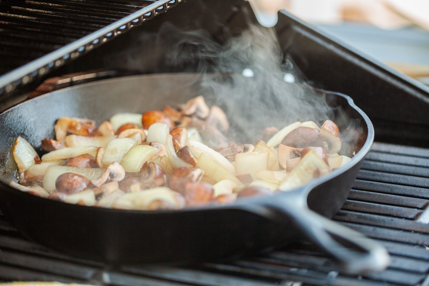 how-to-grill-in-a-skillet