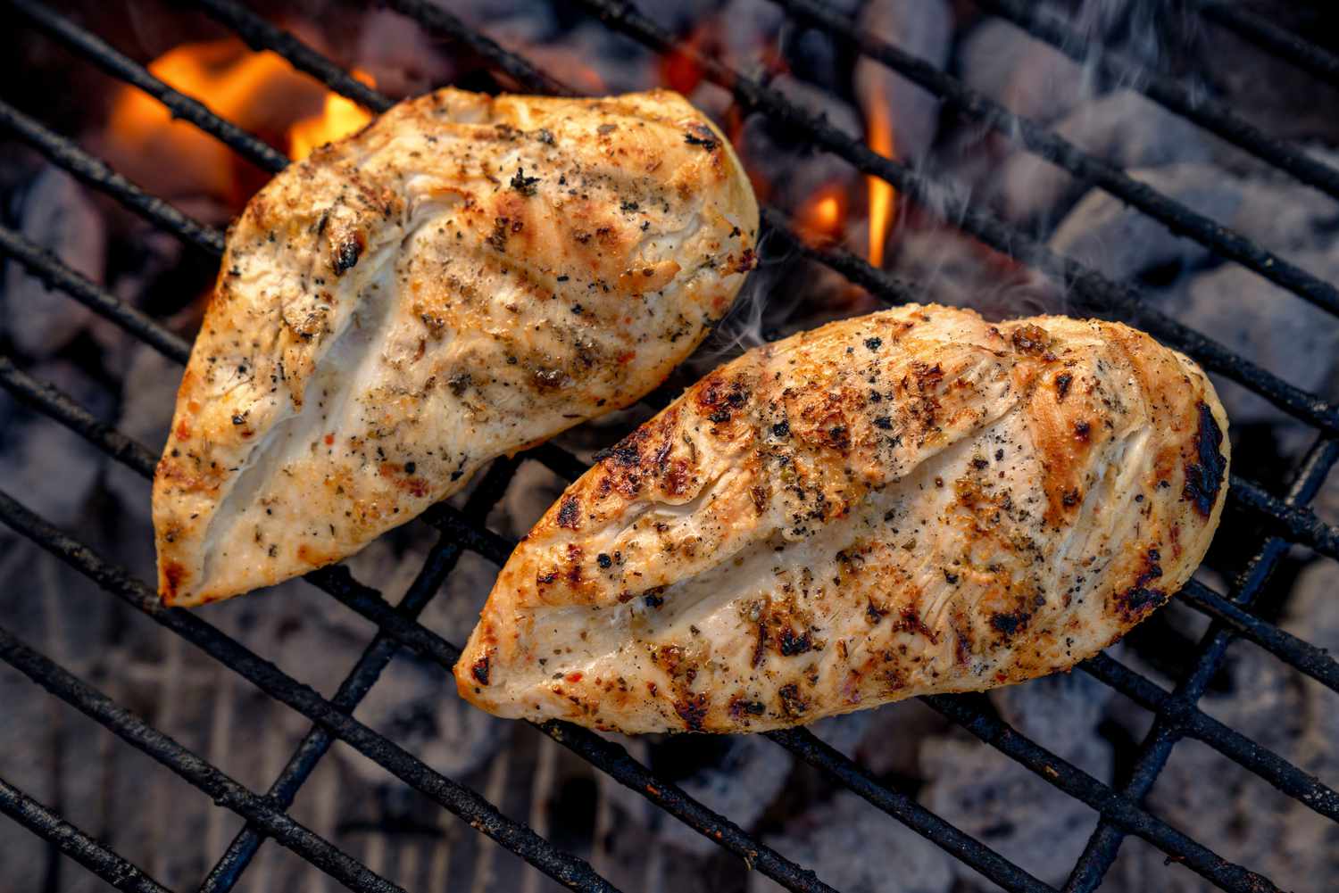 how-to-grill-juicy-chicken-breasts