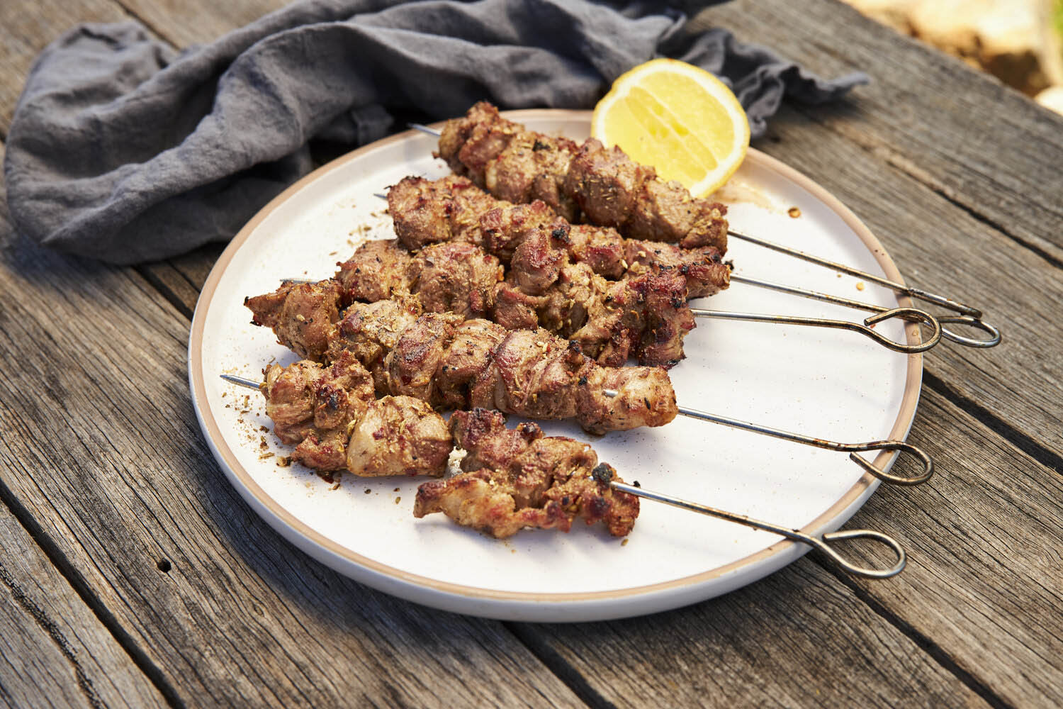 how-to-grill-lamb-skewers