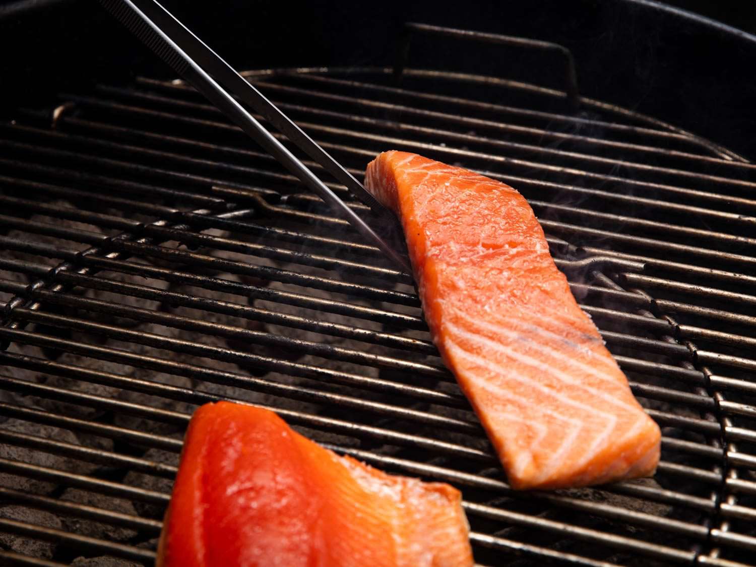 how-to-grill-large-salmon-fillet