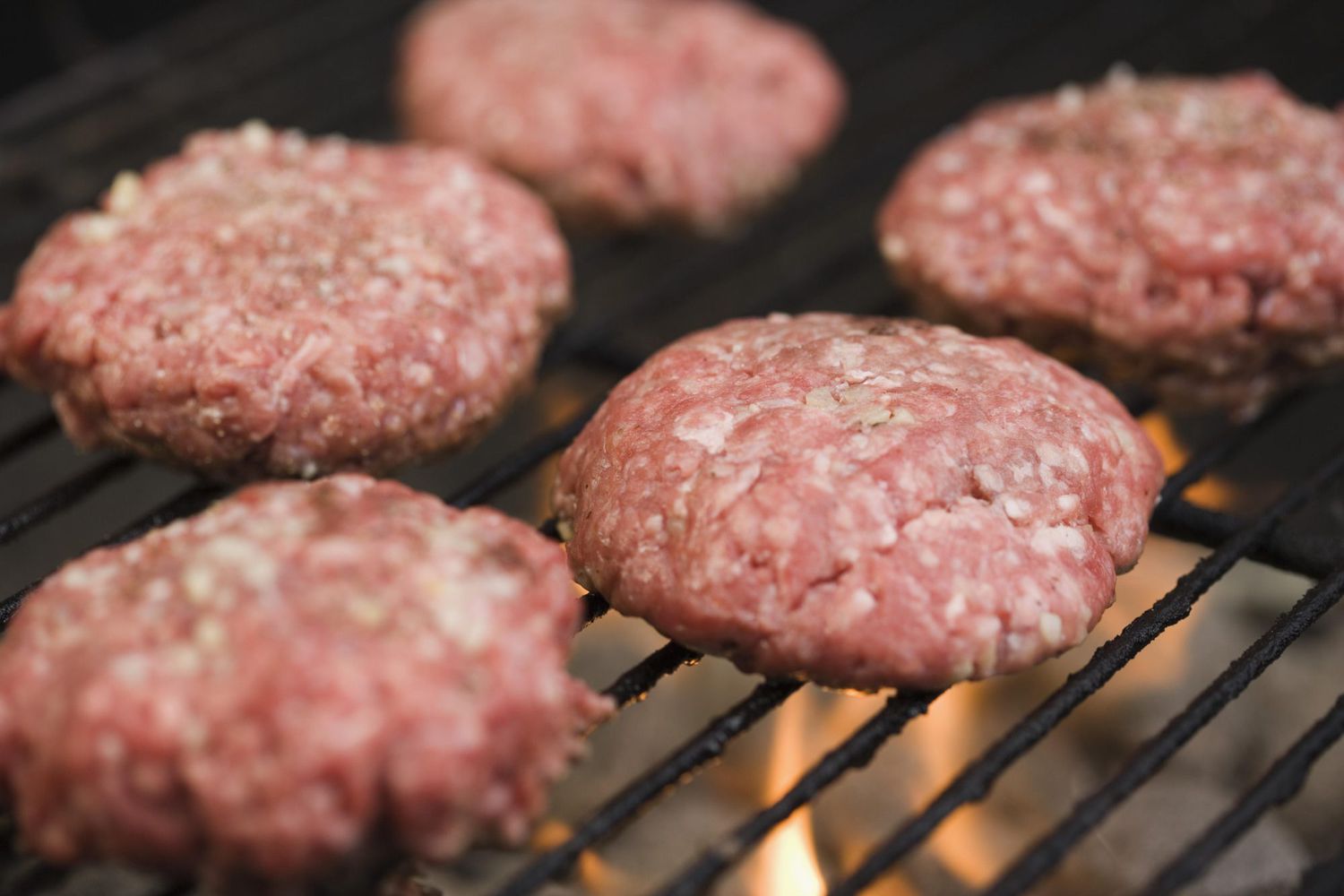 how-to-grill-medium-well-burgers