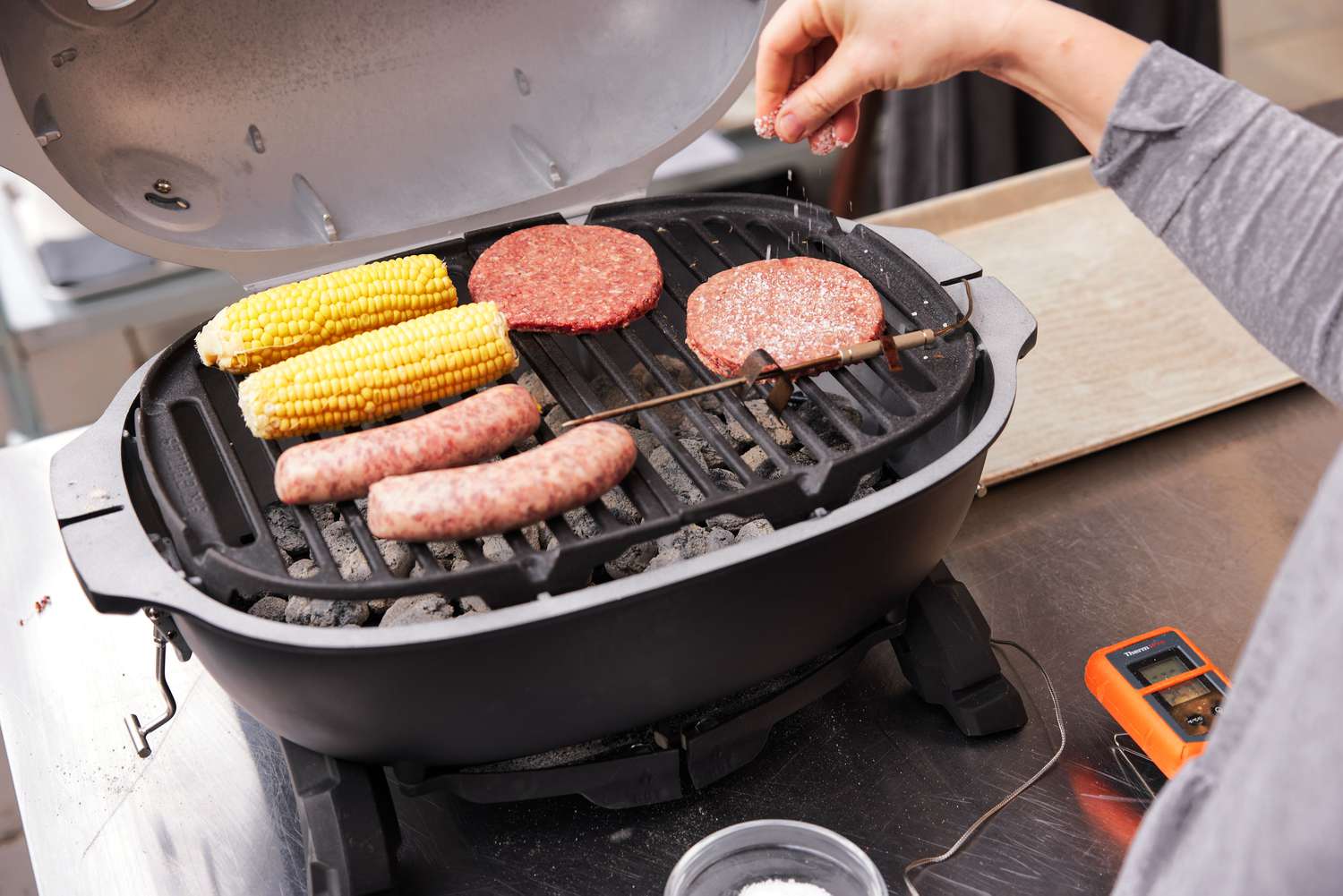 how-to-grill-on-little-grill