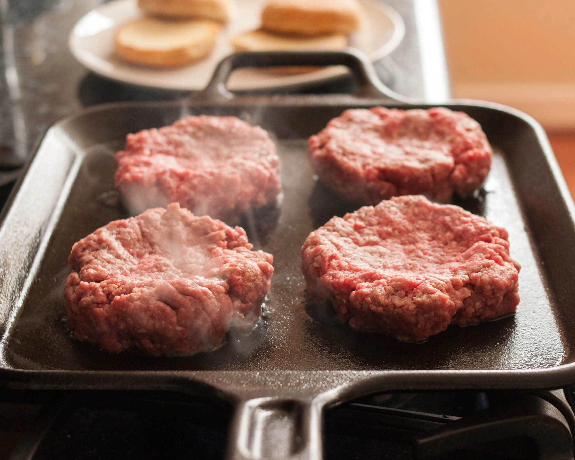 how-to-grill-patties-on-stove