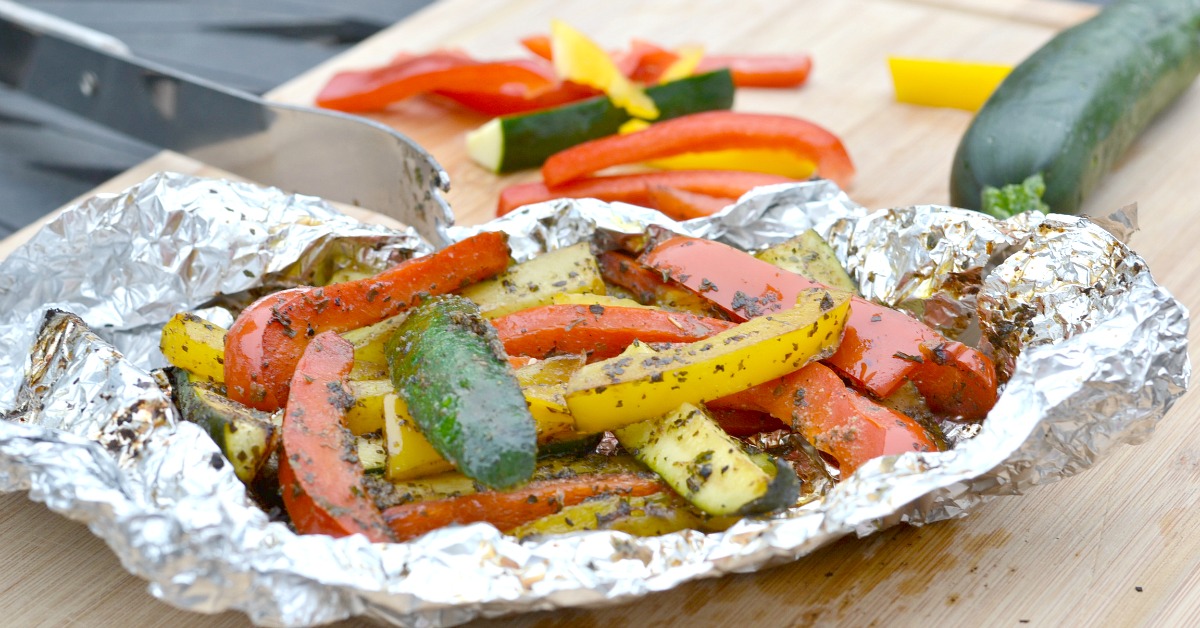 how-to-grill-peppers-and-onions-in-foil