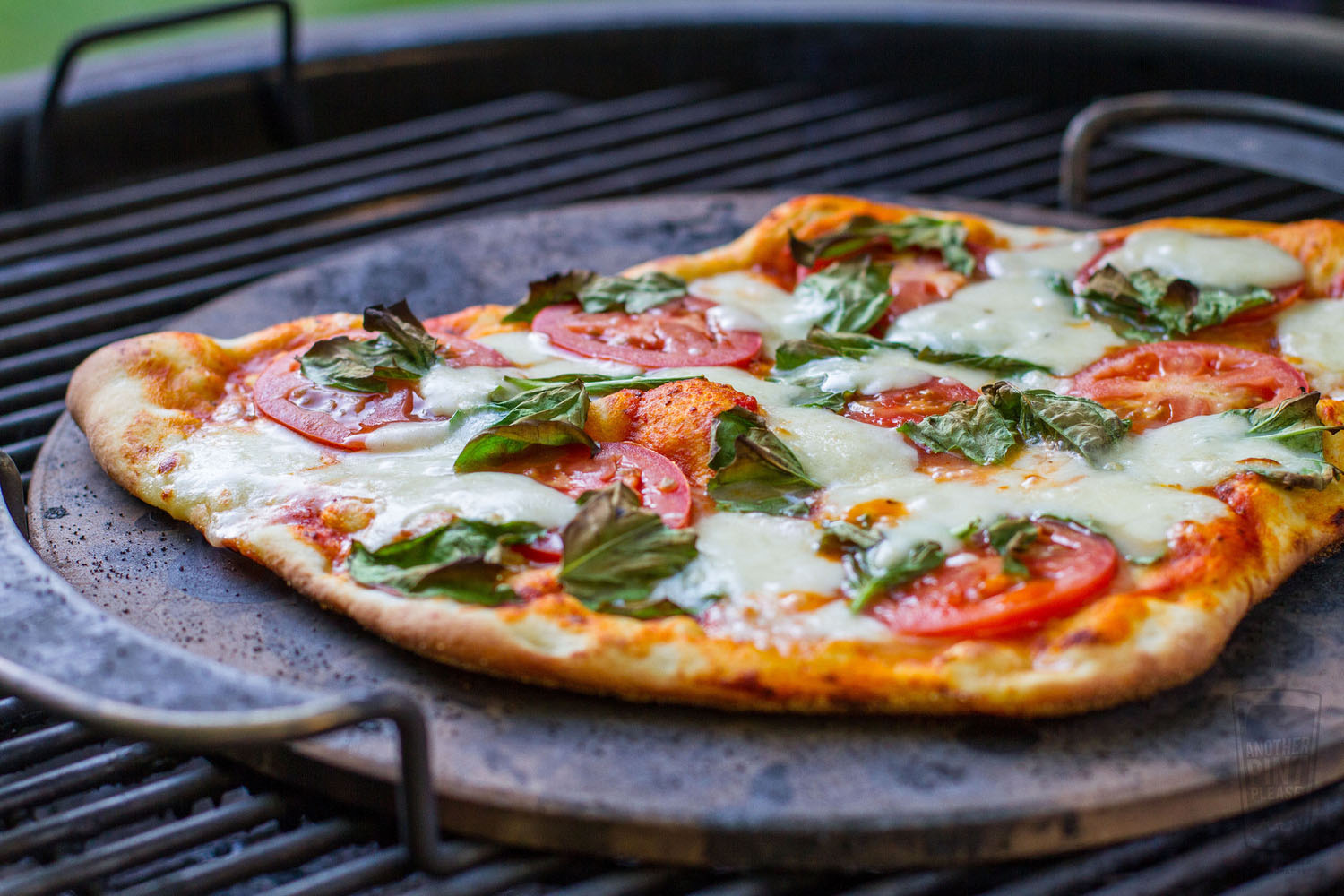 how-to-grill-pizza-on-weber-gas-grill