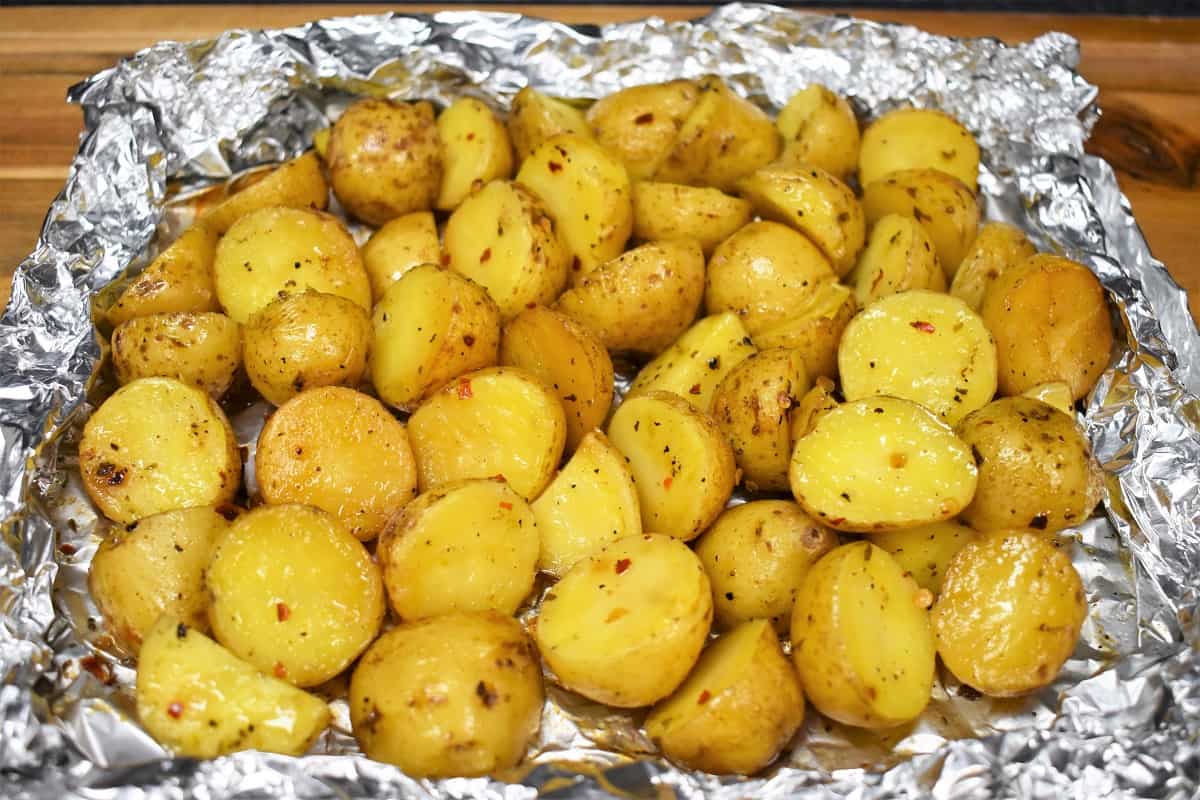 how-to-grill-potatoes-on-the-grill-in-foil