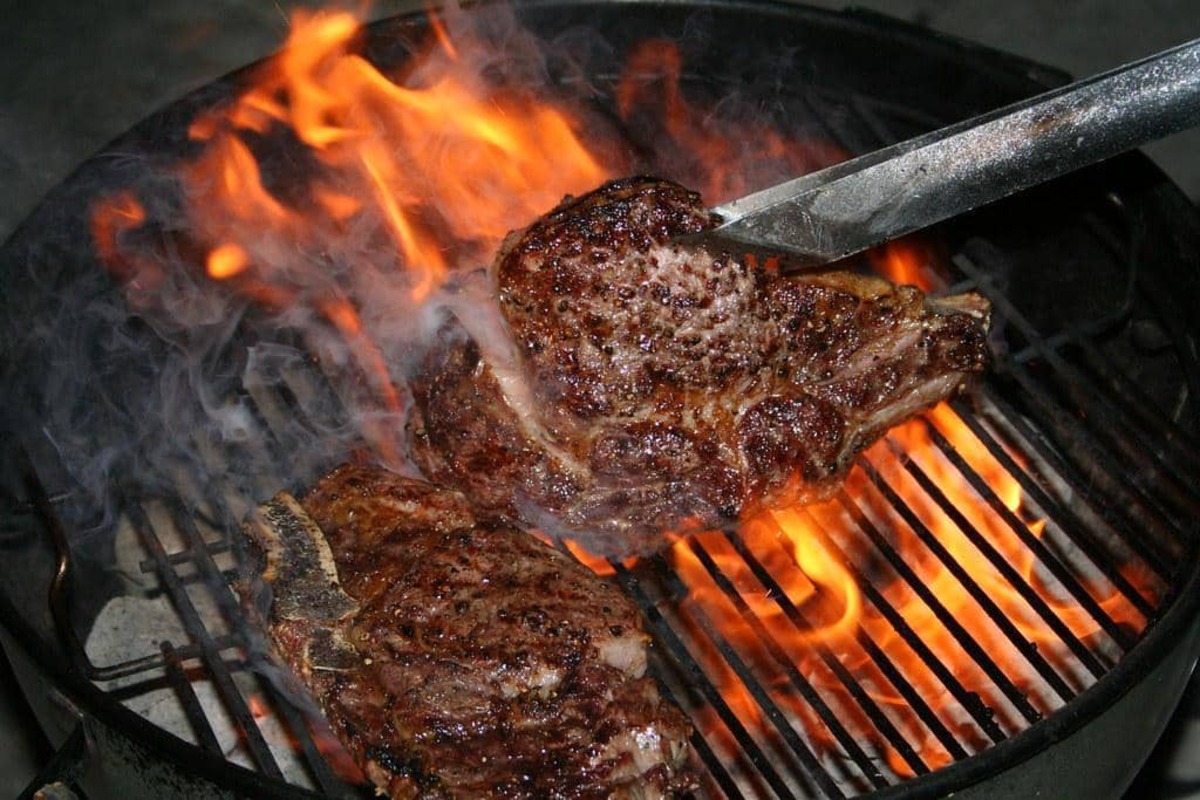 How To Grill Ribeye On Charcoal Grill
