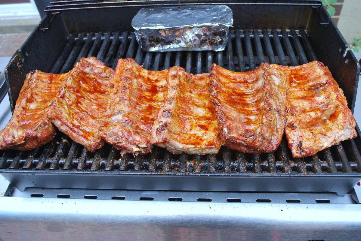 how-to-grill-ribs-with-a-side-smoker-box