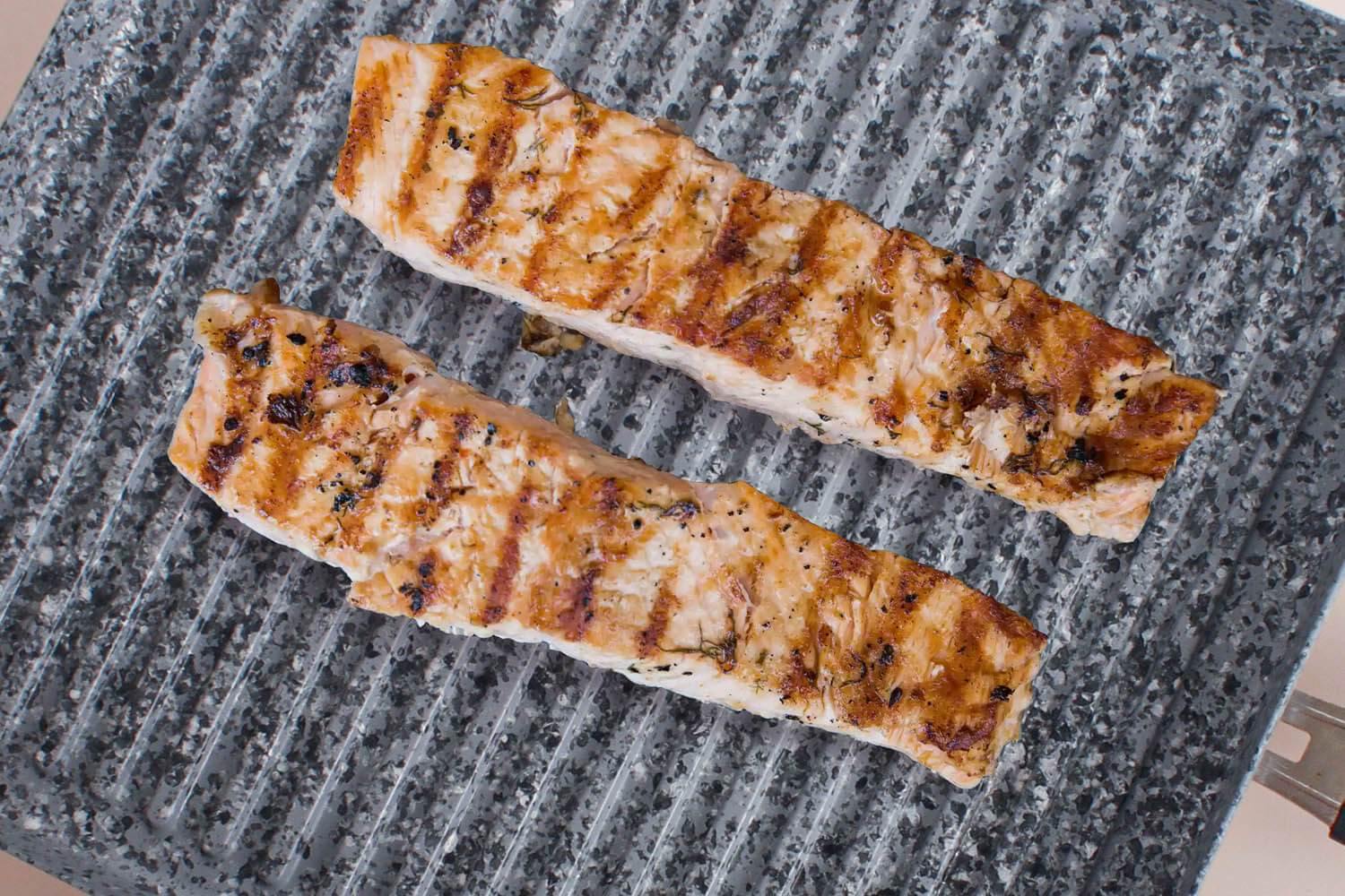 how-to-grill-salmon-on-an-indoor-grill