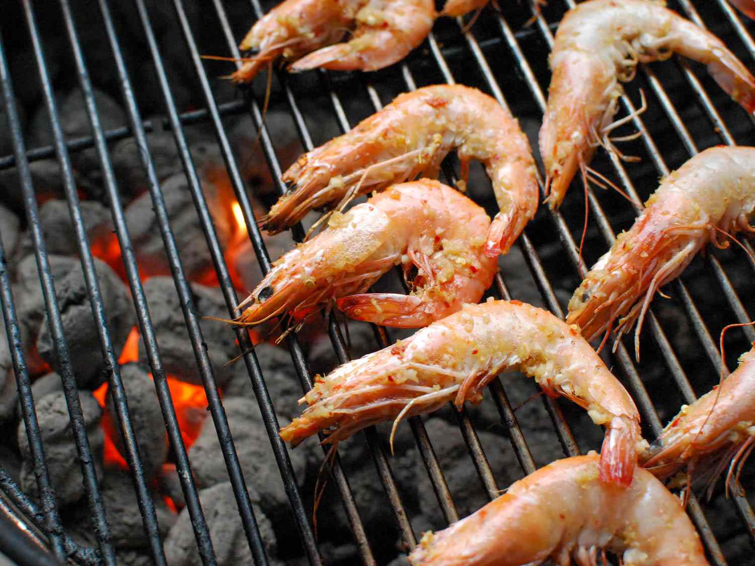 how-to-grill-shrimp-with-shell-on-grill