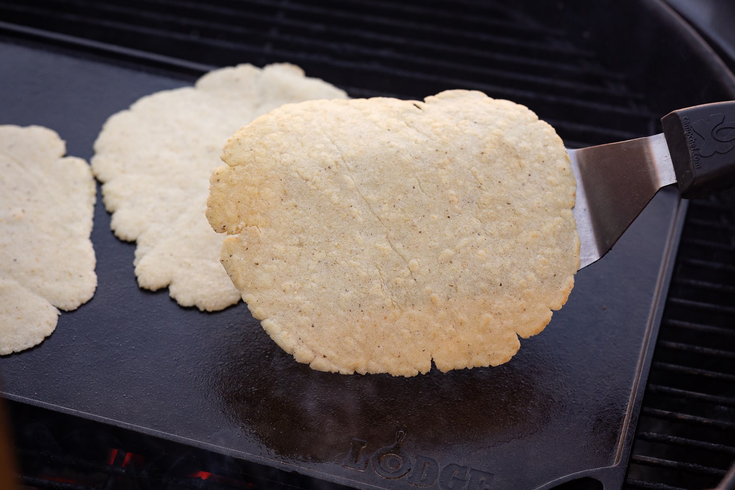 how-to-grill-tortillas
