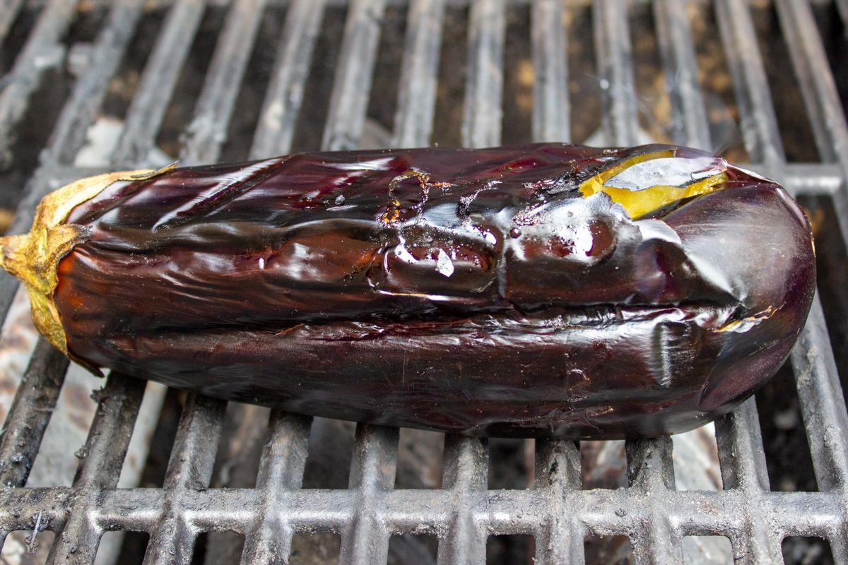 how-to-grill-whole-eggplant