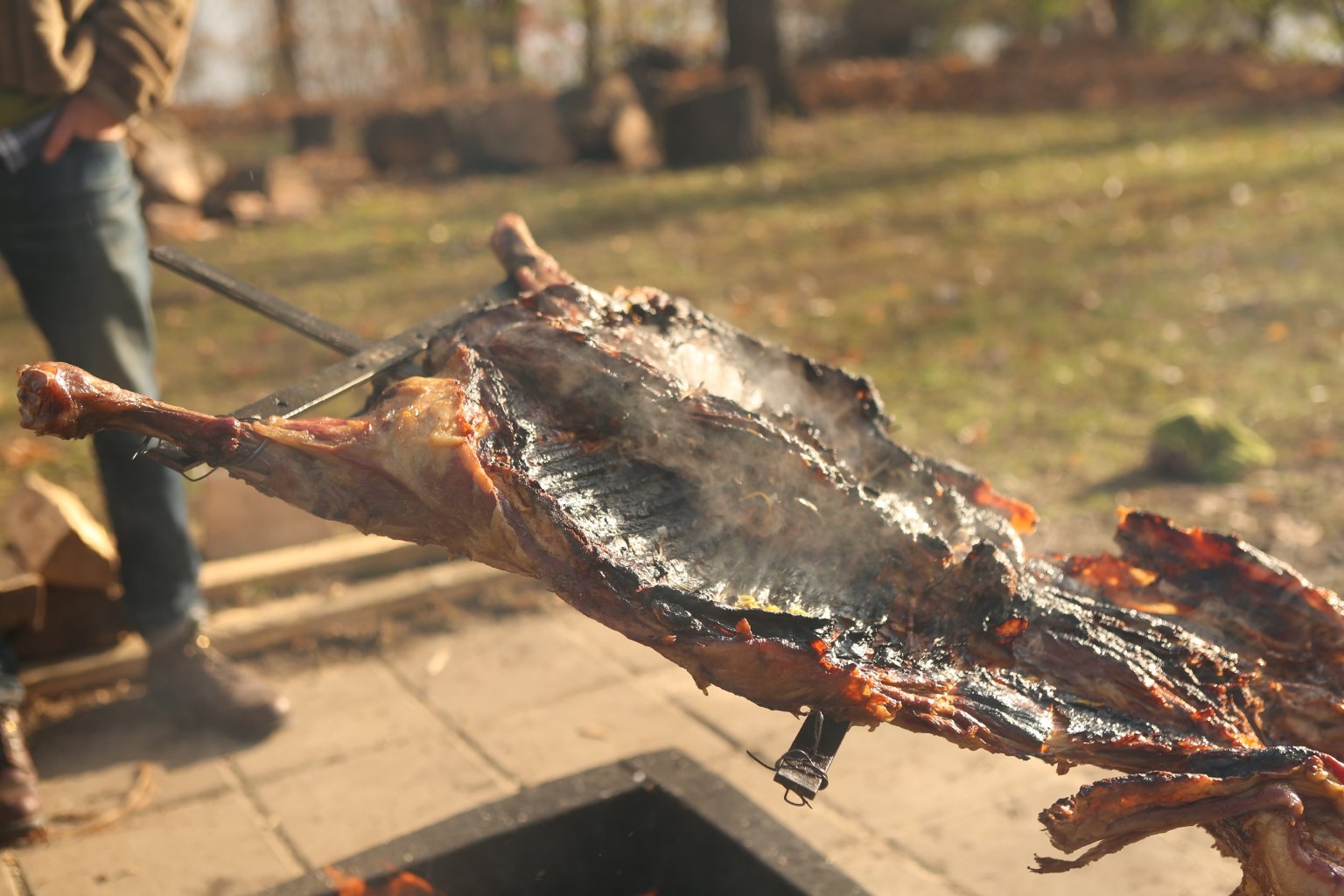 how-to-grill-whole-goat