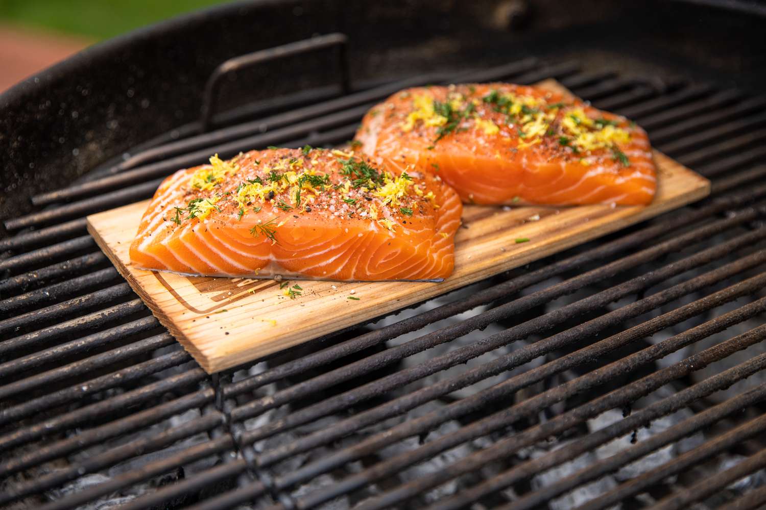 how-to-grill-with-wooden-planks