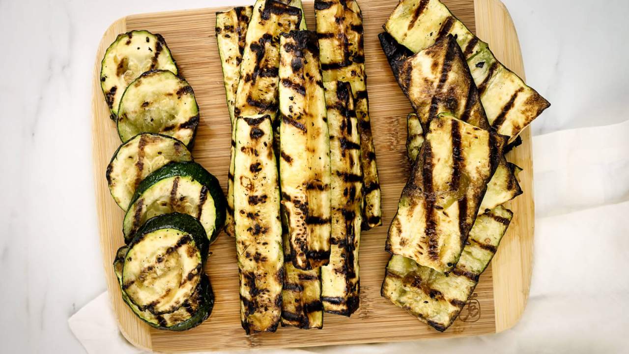 How To Grill Zucchini On The BBQ - Recipes.net