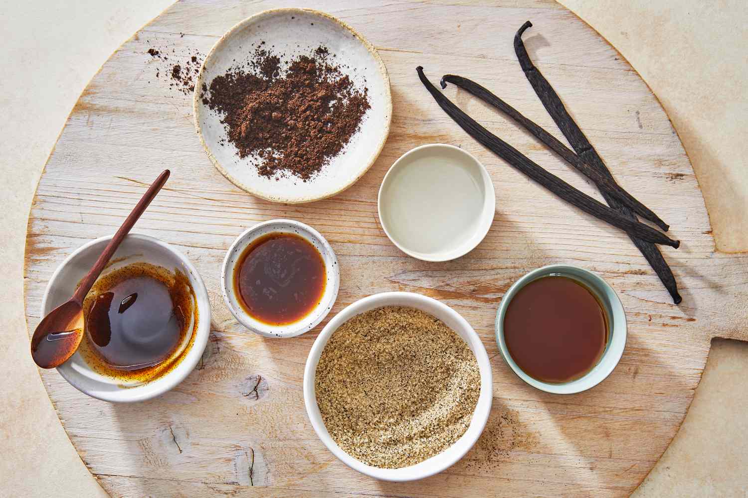 how-to-grind-and-put-vanilla-beans-into-tea