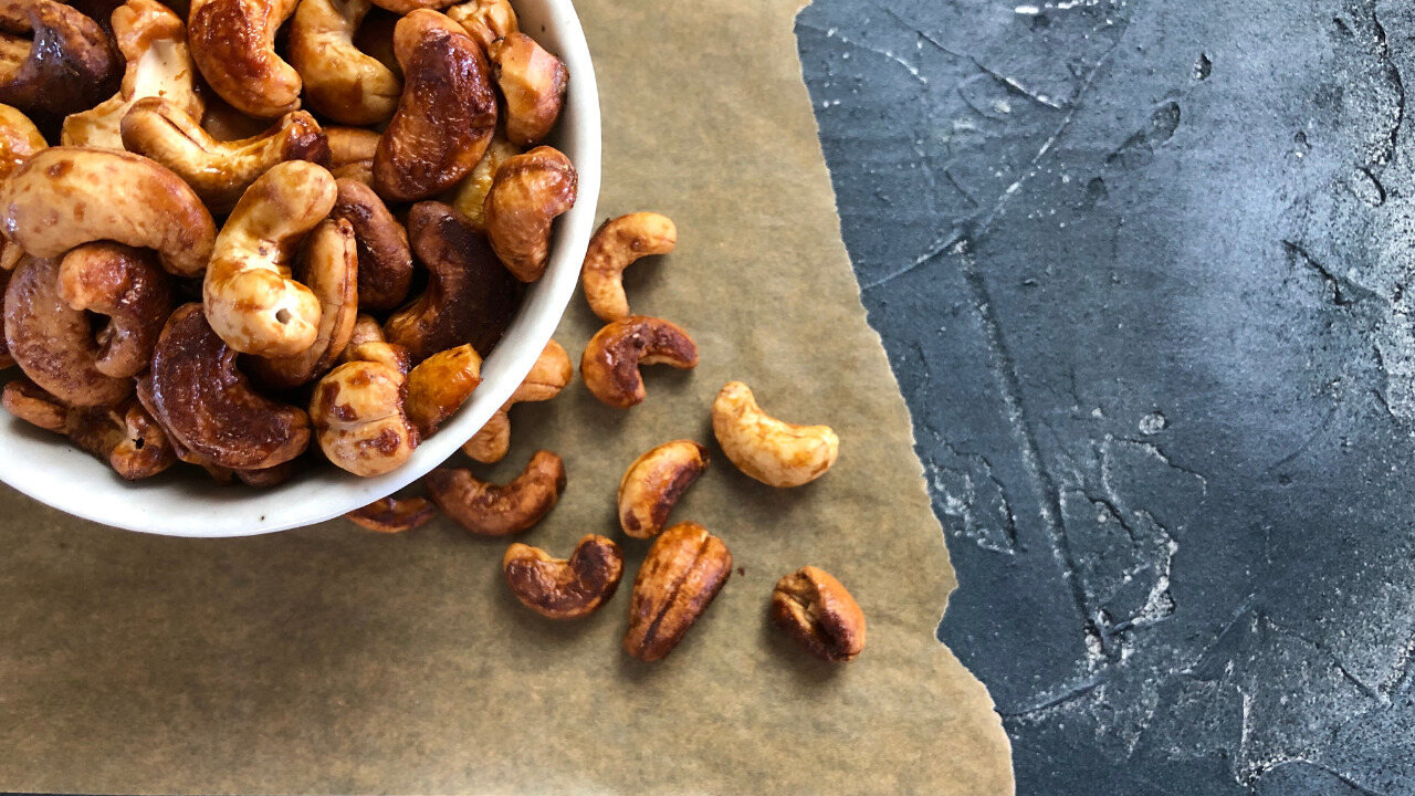 how-to-grind-cashews-without-food-processor